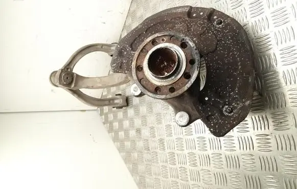 Mercedes-Benz E W238 Front wheel hub 