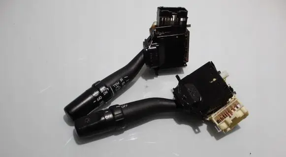 Suzuki Liana Wiper turn signal indicator stalk/switch