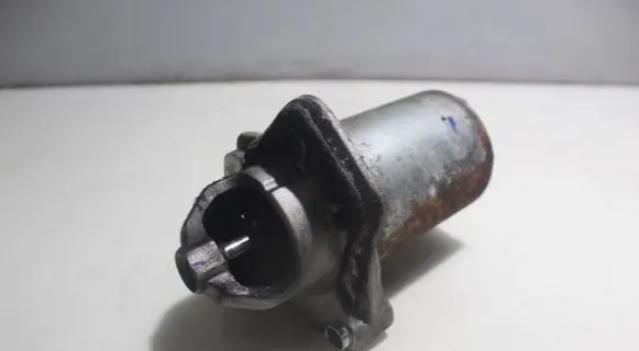 Nissan Micra Starter motor 8AE9 FS10M3