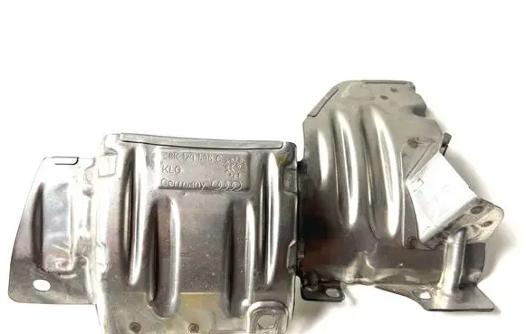 Audi A3 S3 8V Heat shield in engine bay 06K129596C