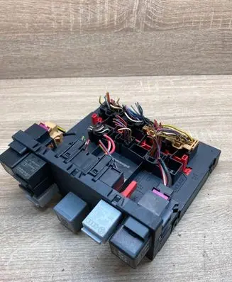 Volkswagen PASSAT B6 Comfort/convenience module 3C0937049J