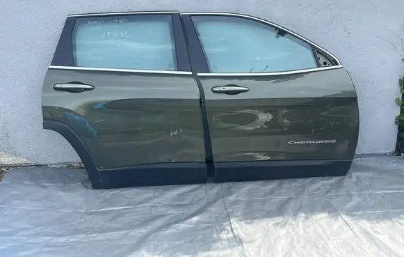 Jeep Cherokee Front door