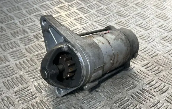 Toyota Yaris Starter motor