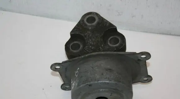 Opel Zafira B Engine mount bracket 24459794 258114