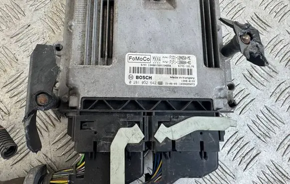 Ford Grand C-MAX Engine control unit/module ECU F1D1-12A650-ME F1F1-12B684-AD 0281032642