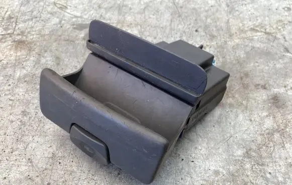 Renault Vel Satis Hand parking brake sensor 048704