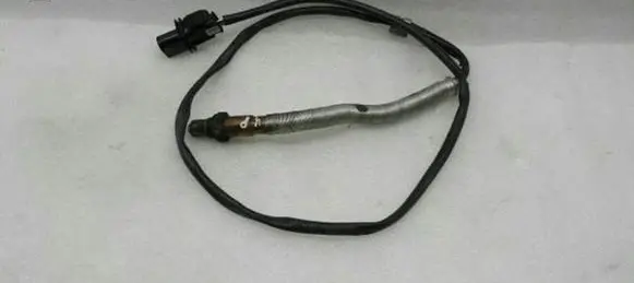 BMW 5 E60 E61 Lambda probe sensor 7570760