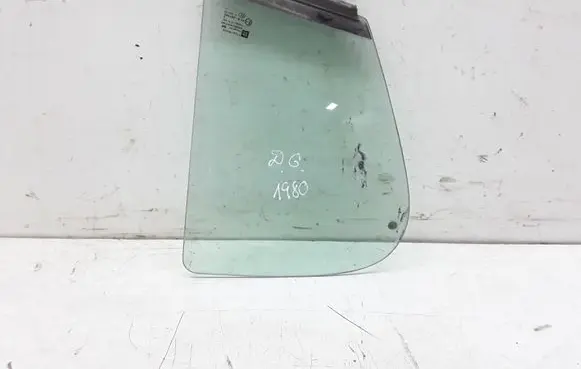 Opel Astra H Rear vent window glass 