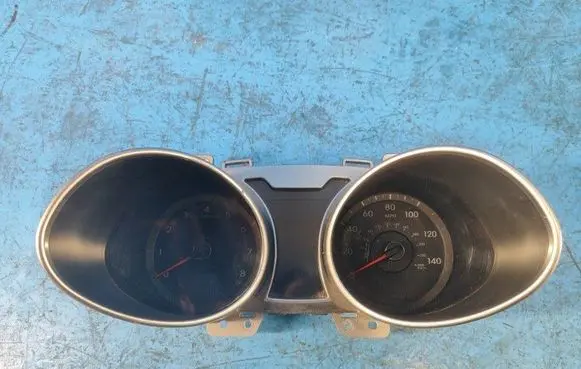 Hyundai Veloster Dashboard 940012V330