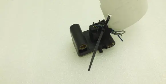 BMW 1 E81 E87 Airbag deployment crash/impact sensor 6956485 65776956485