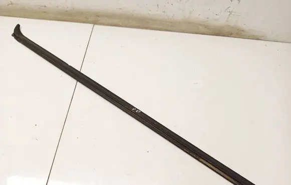 Volvo S60 Front door glass trim molding 
