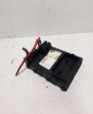Volkswagen Caddy Fuse box set 1K0937820B 1K0937814C 1K1937521D