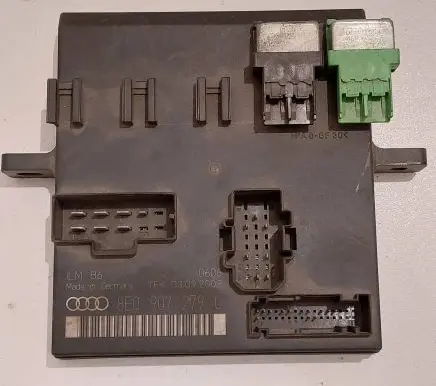 Audi A4 S4 B6 8E 8H Comfort/convenience module 8E0907279C