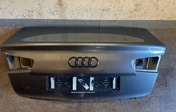 Audi A6 C7 Tailgate/trunk/boot lid