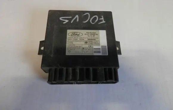 Ford Focus Comfort/convenience module 98AG15K600ED