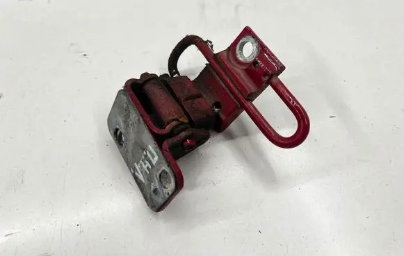 Seat Altea Front door lower hinge
