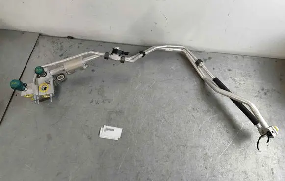 Volvo C40 Air conditioning (A/C) pipe/hose 32352958 32275980