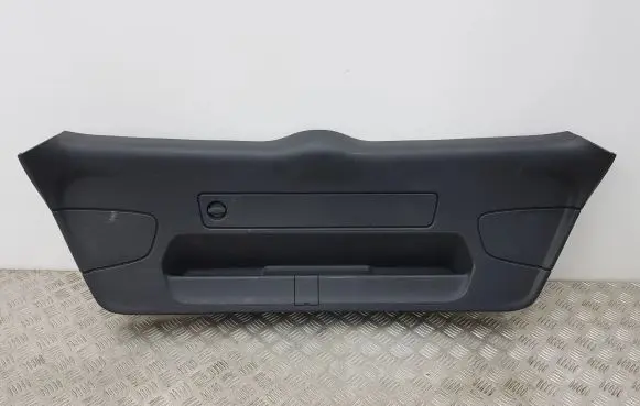 Audi A3 S3 8V Tailgate/boot cover trim set 8V3867979G