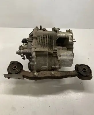 Lexus RX 450H Rear differential 8209048010