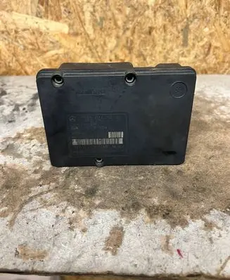 Mercedes-Benz C W203 ABS Pump A2095452532