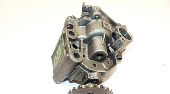 Renault Master III Oil pump 150157688R