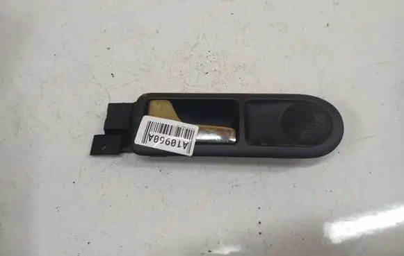 Volkswagen PASSAT B5 Rear door interior handle 3B0839113