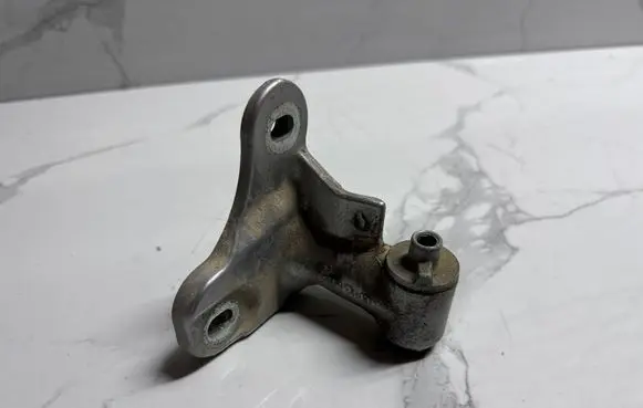 Mercedes-Benz A W176 Rear door lower hinge