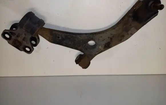 Mazda 3 II Front lower control arm/wishbone