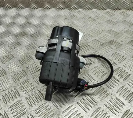 Dodge RAM 1500 DS Vacuum pump 93515670 68385753AA