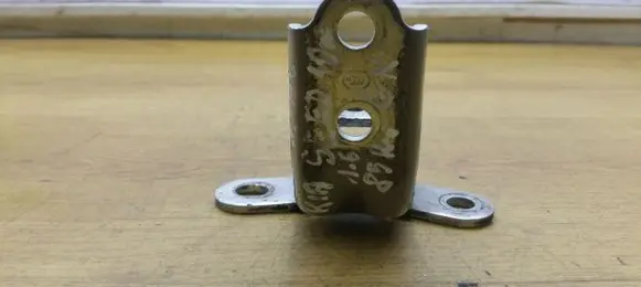 KIA Ceed Rear door lower hinge
