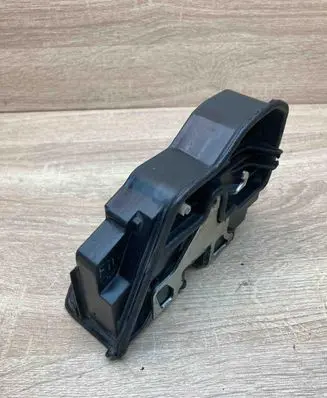 BMW 1 E81 E87 Front door lock 7202149 A046998