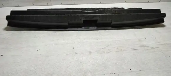 Trunk/boot sill cover protection