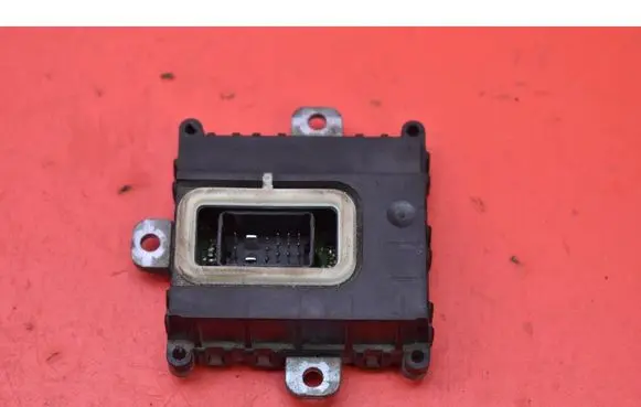 Volvo S80 Voltage converter/converter module 532294853