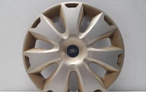 Ford Focus R16 wheel hub/cap/trim AM511000BA
