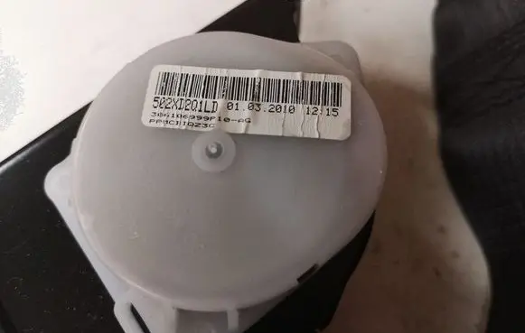 Opel Insignia A Rear seatbelt 13288436 306106999P10