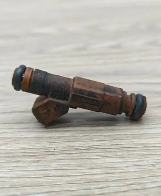 Volvo XC90 Fuel injector 9186340