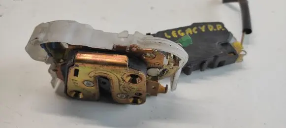 Subaru Legacy Front door lock