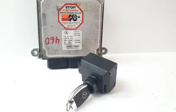 Mercedes-Benz E W212 Engine ECU kit and lock set A6519007500 A0064461540 A2129055400