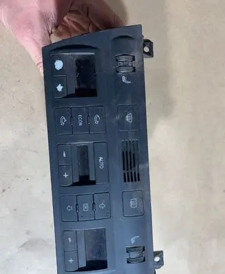 Audi A6 S6 C5 4B Climate control unit 4B0820043AR 5HB00760463 0208H018