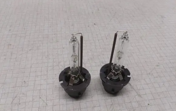 Opel Vectra C Xenon bulb 17070801321 17083000142