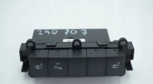 Mercedes-Benz B W245 Seat heating switch 1698702510