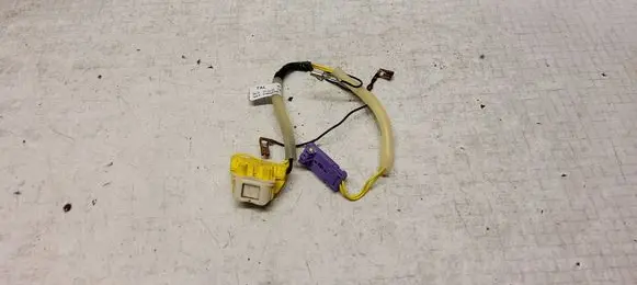 Volkswagen Caddy Airbag squib ring wiring 1K0971584 884299 4F0972571B