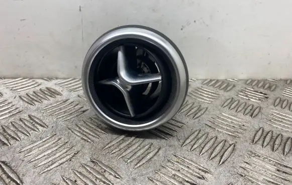 Mercedes-Benz A W176 Dash center air vent grill A1768300354
