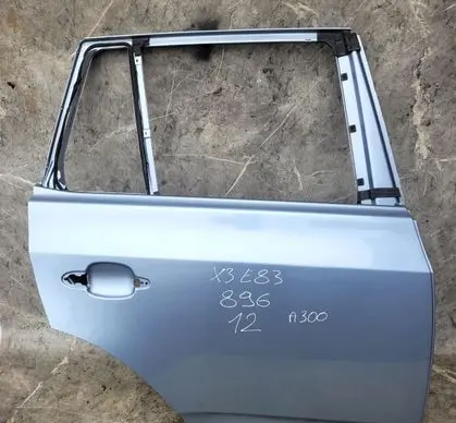 BMW X3 E83 Front door