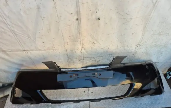 Lexus IS 220D-250-350 Front bumper 5211953160