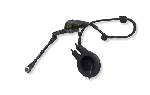Audi A4 S4 B9 Rear air suspension level height sensor 4M0907503 23062015 09304177