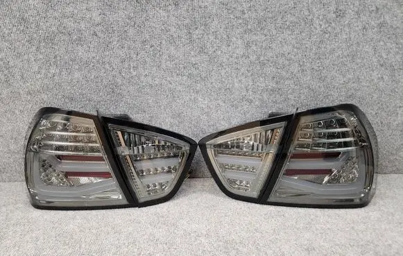 BMW 3 E90 E91 Rear/tail lights set L1TJ015SCZ