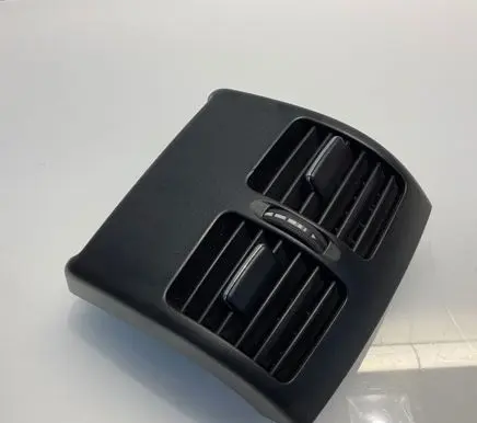 Rear air vent grill