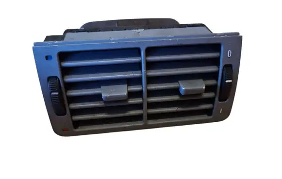 BMW 7 E38 Dash center air vent grill 8390117 8390290 64228364120