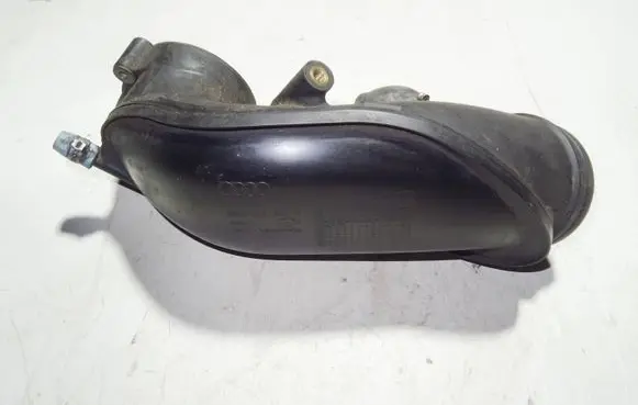 Audi A4 S4 B6 8E 8H Air intake duct part 06C133354G
